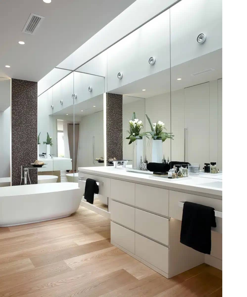 Cách trang trí bằng gương và tạo cảm giác rộng rãi 7 Ốp gương toàn bộ cửa hàng nước hoa | Trọng Interior