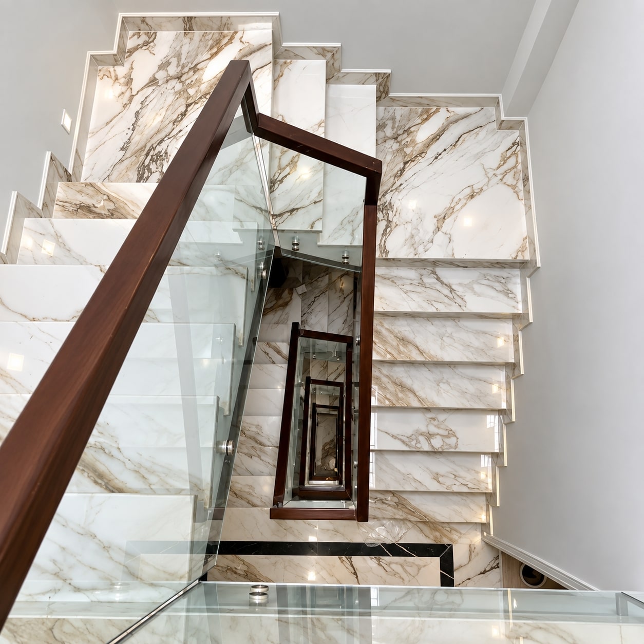 19 bao-gia-thi-cong-cau-thang-da-marble-hien-dai-hcm-trong-interior